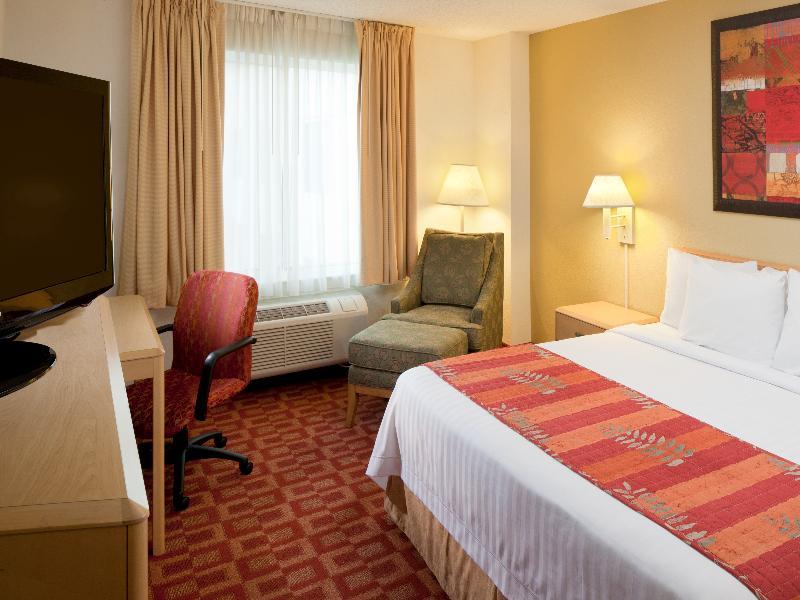 Fairfield Inn & Suites By Marriott Orlando Lake Buena Vista In The Marriott Village Eksteriør billede